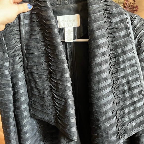 Cache Textured Leather Jacket - Draped Ruffles - Picture 11 of 16